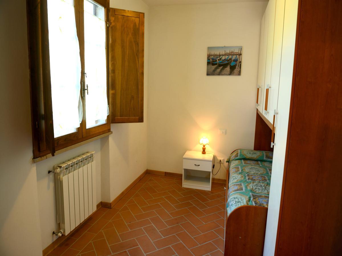 San Francesco Aparthotel Pomarance Kültér fotó
