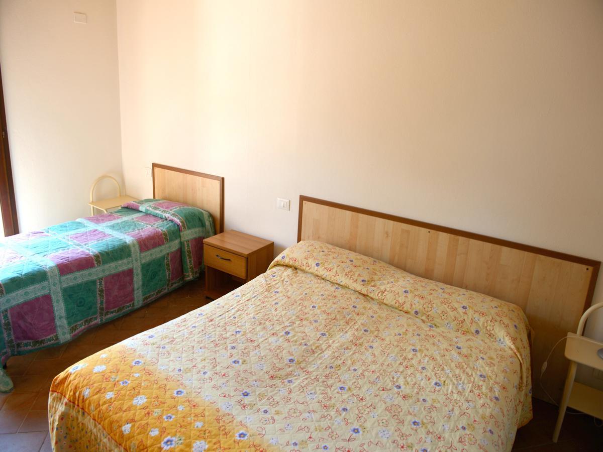 San Francesco Aparthotel Pomarance Kültér fotó