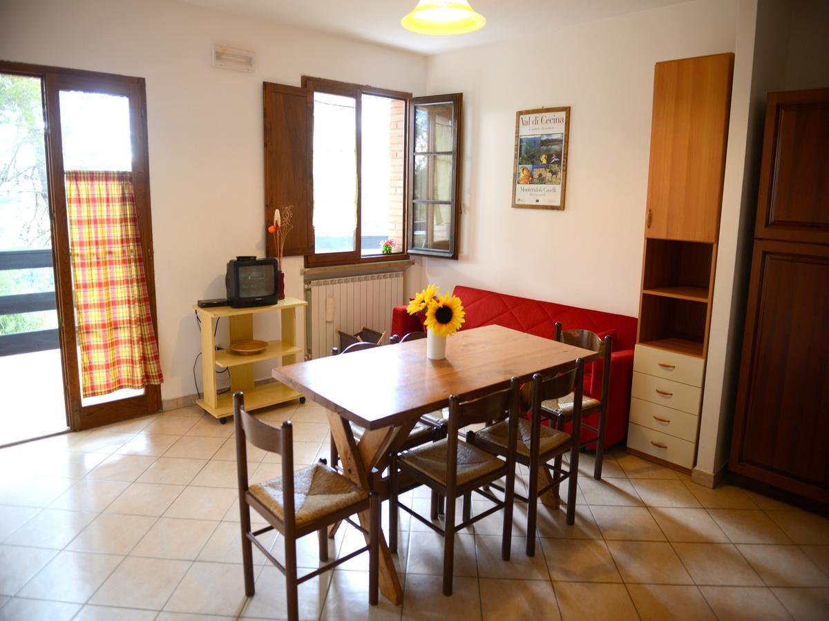 San Francesco Aparthotel Pomarance Kültér fotó