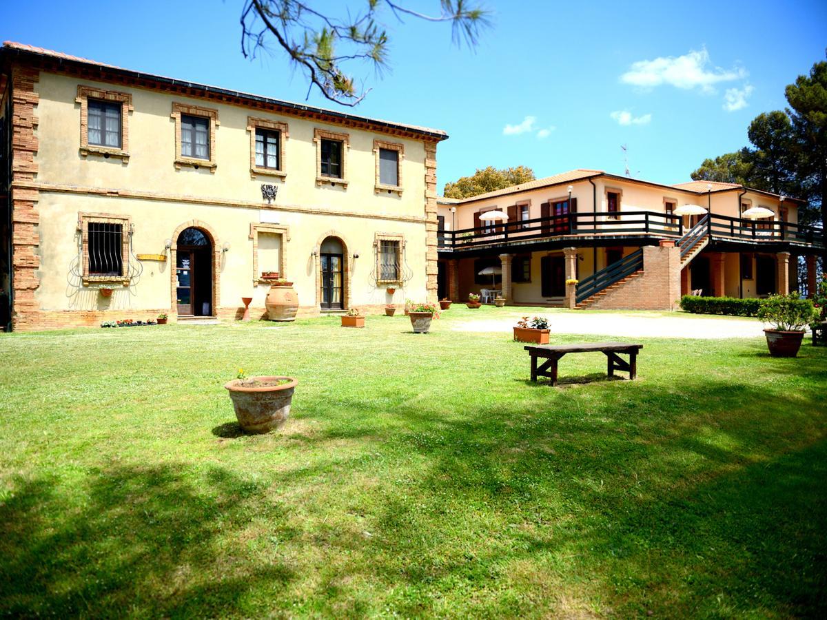 San Francesco Aparthotel Pomarance Kültér fotó