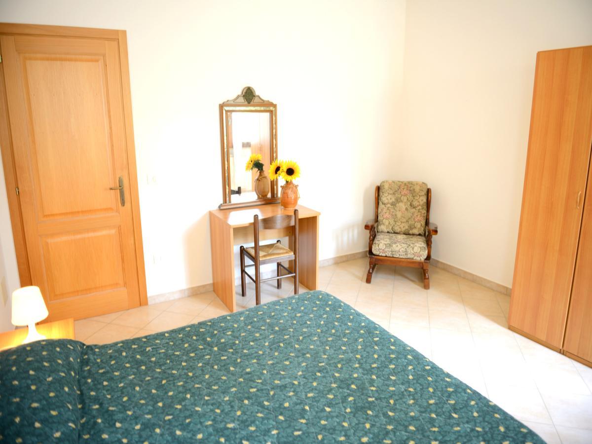 San Francesco Aparthotel Pomarance Kültér fotó