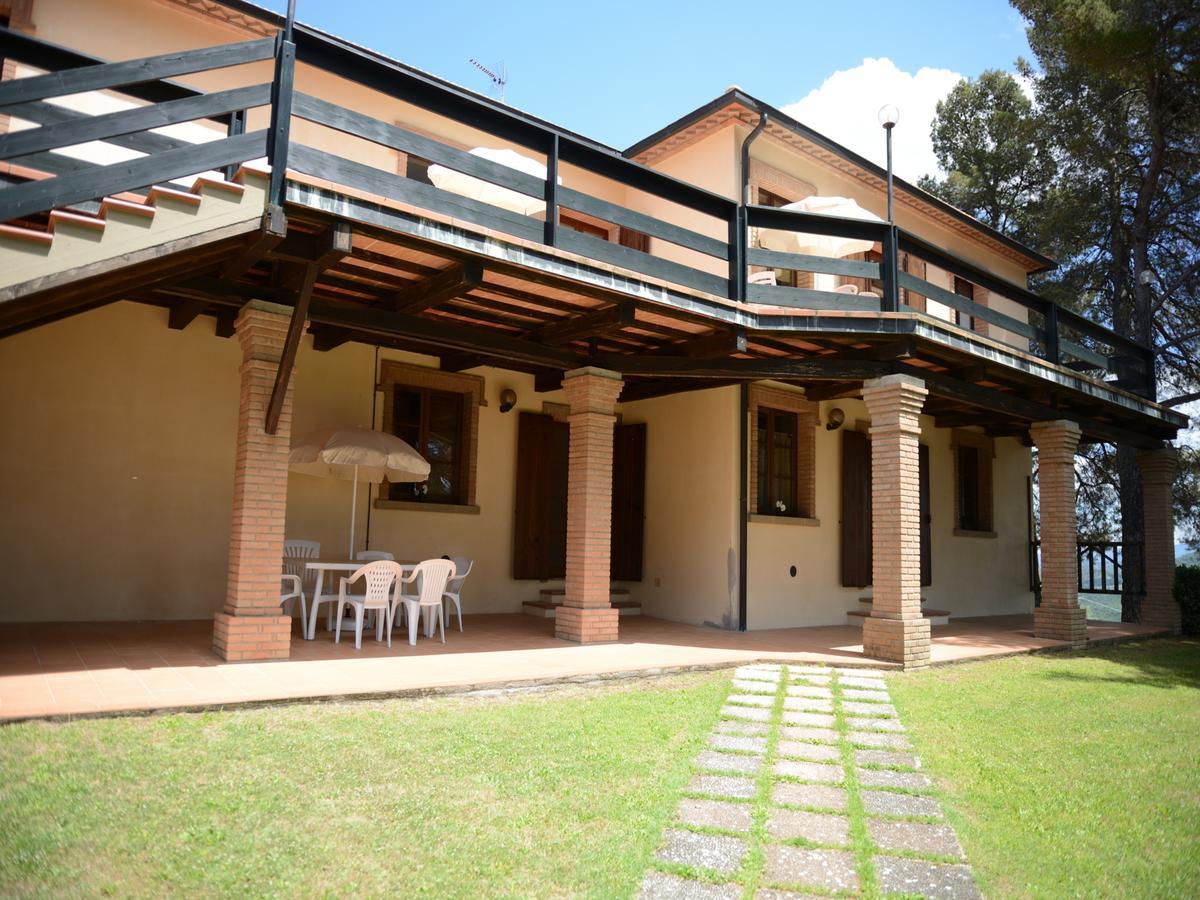 San Francesco Aparthotel Pomarance Kültér fotó